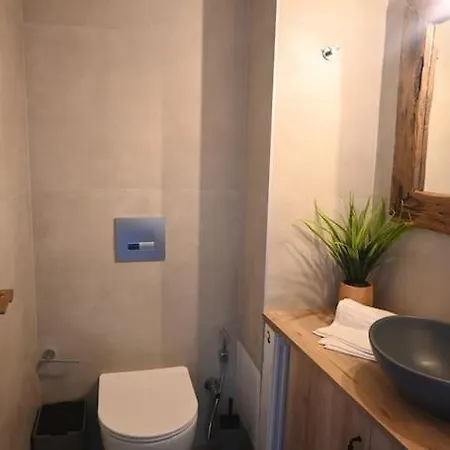 Anezina Cretan Hospitality * Heraklion (Crete)